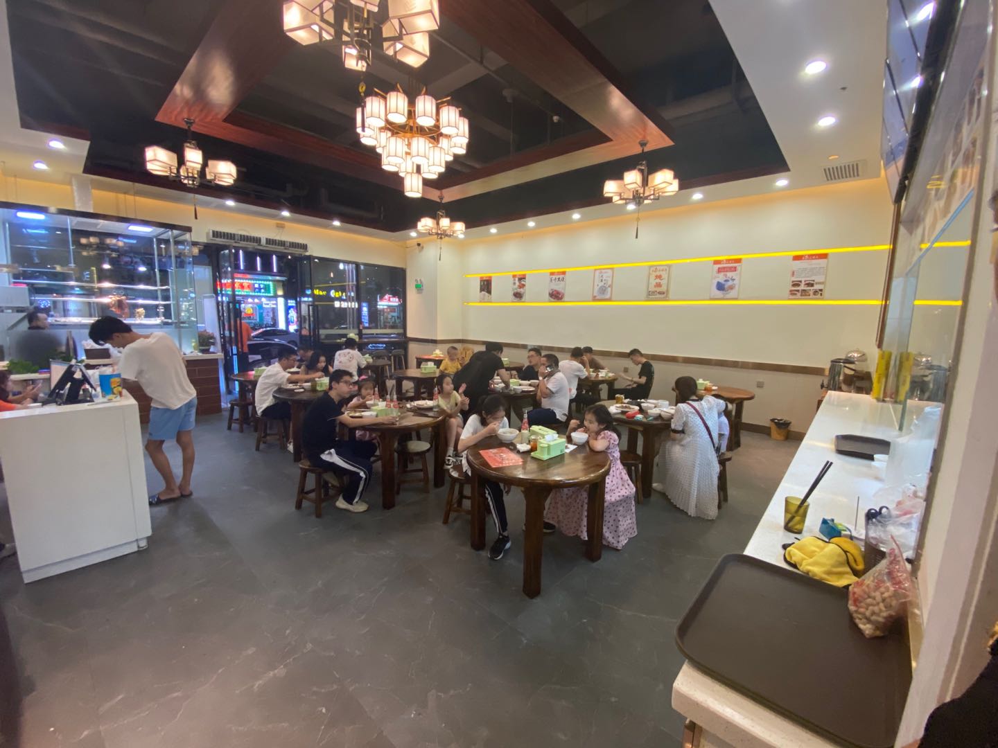 店内
